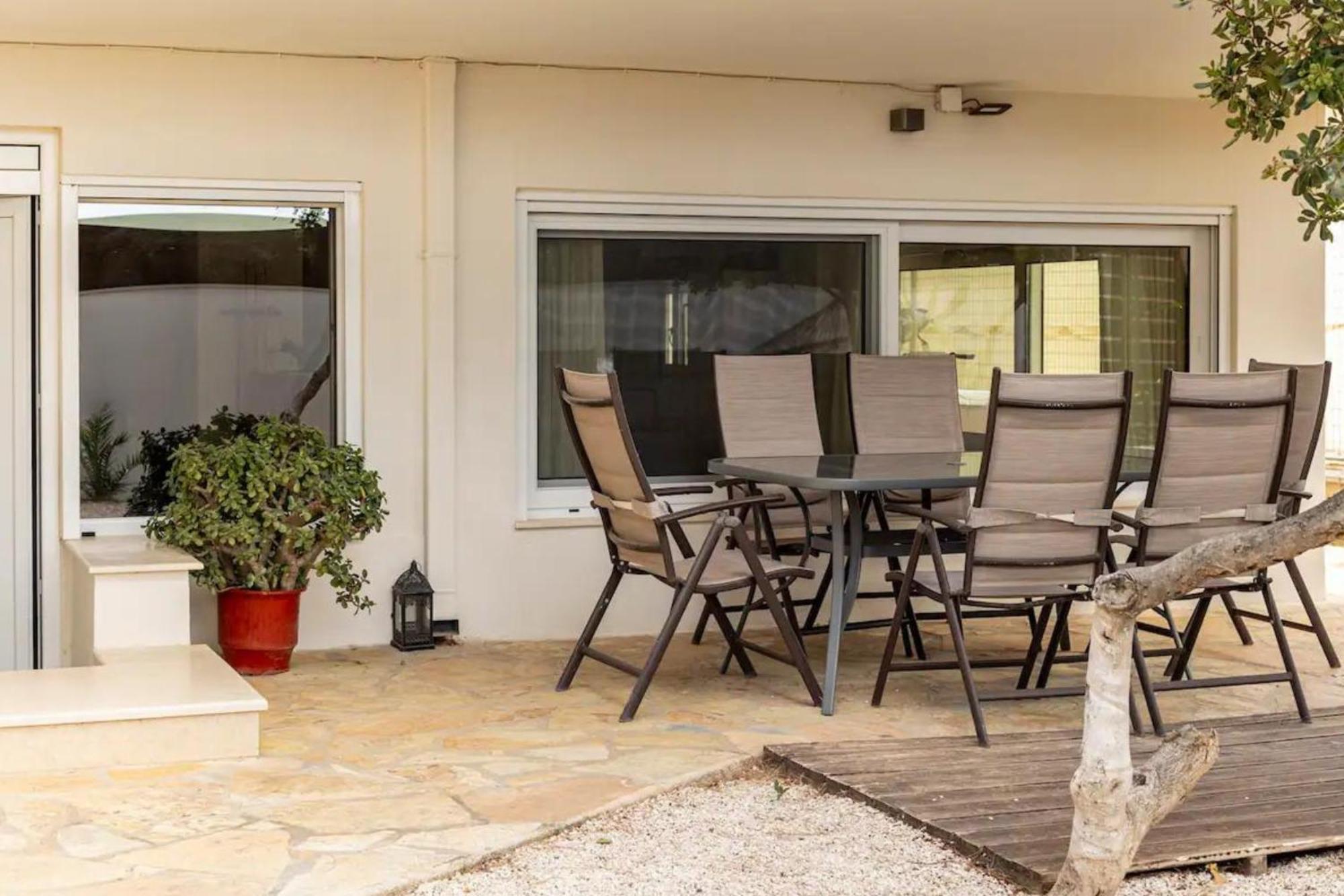Rafia Loft Loutraki, Garden & Pool Table - Beach Exterior photo
